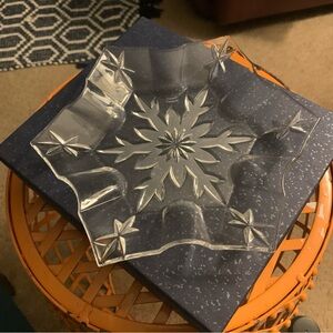 2 Waterford Marquis WINTERFEST PLATE Crystal Snowflake Luncheon in Box Vtg 2001